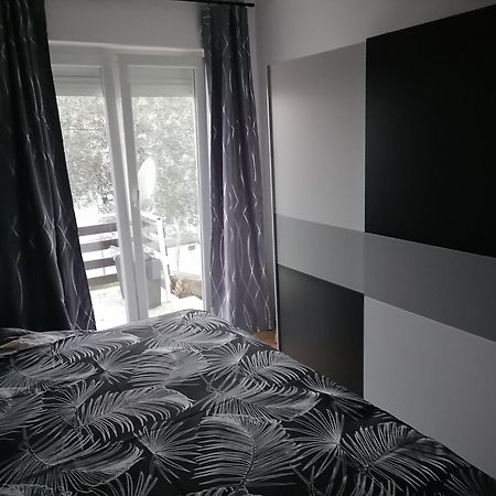 Turina Appartement Crikvenica Buitenkant foto